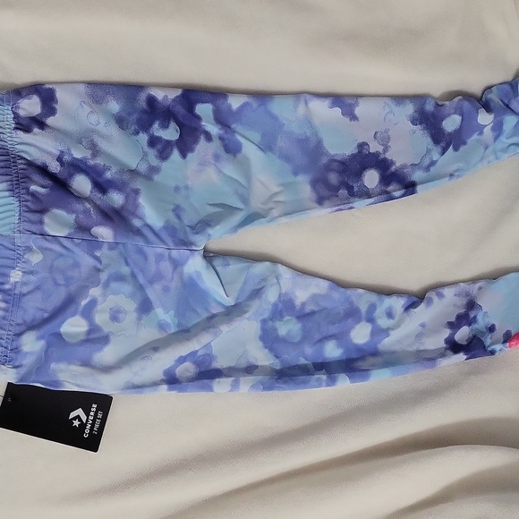 Converse Light Blue T-Shirt with Pink Logo - Picture 8 of 9